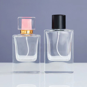 AC016 Luxury Custom Decoration 50ml Clear Flat Square Empty Glass Bottle Perfumes Bottle with Packaging Box